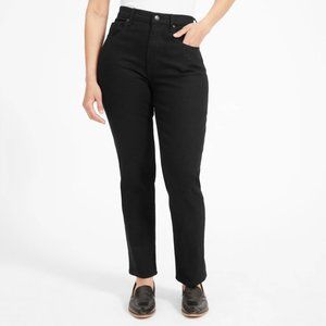 Everlane Cheeky Straight Jean in Black, Size 31